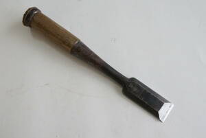 2330_2【送料無料】叩き鑿　大内　30mm　　japanese carpenter chisel nomi