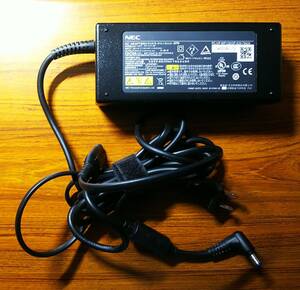 NEC アダプターADP89 PC-VP-WP120/OP-520-76424 型号PA-1121-08　 出力19V6.32A、丸型プラグ外径5.5mm/内径2.5mm　③