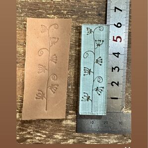 No.927花 アクリル刻印