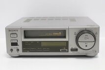 通電確認済み SONY ビデオカセット レコーダー EV-C45 8ミリビデオデッキ めちゃミニ ソニー 現状品 1-G011Z/1/100_画像2