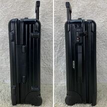 【美品】RIMOWA リモワ SALSA サルサ 32L 機内持ち込み可能サイズ TSAロック マットブラック 艶消し 黒 2輪 スーツ ケース キャリー バッグ_画像3