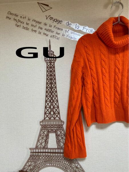 GU タートルネックセーター　Mサイズ