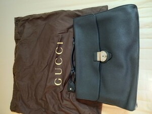 美品　GUCCI/グッチ　レザーブリーフケース　ビジネスバッグ ブラック 295316 ・486628 本革 A