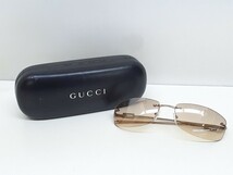 R202-S3-13138 GUCCI グッチ GG1784 サングラス 60□17-125 ケース付属 現状品③_画像1