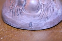 美芸の珍品・磨きの裏鬼面細工の約５センチの丸型の鉢。_画像8