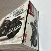 未組立 プラモデル　アオシマ ヤマハ Vmax カスタムパーツ付き 1/12_画像6