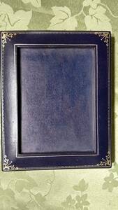 109 Ginza Wako WAKO Italy made made in Italy real leather made frame photo frame ( out frame 15.6×12.2 inside frame 11.7×8.4.)