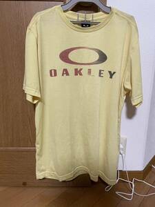 人気！OAKLEY(オークリー )ロゴデザイン　Tシャツ