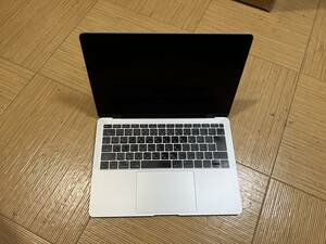 ジャンク Retina MacBook Air A1932 2019 003【返品・返金不可(保証無)】
