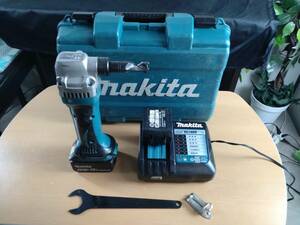 2071-02★MAKITA マキタ 1.6mm 充電式ニブラ JN161DRF バッテリー2個★ 充電器 ケース付 動作確認済み★