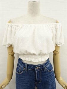 美品 ティティ&コー titty&Co. パフスリーブ 半袖 オフショルダー 洗えるカットソー F ホワイト地 ホワイト ドット柄