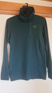 ARCTERYX アークテリクス stryka Hoody ベースレイヤー 登山、雪山、スキー、スノーボード