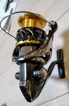 【極美品】シマノ 20ツインパワー4000　/ 　 SHIMANO　ジギング　タイラバ　ショアジギ　SLJ 　ライトジギング_画像4