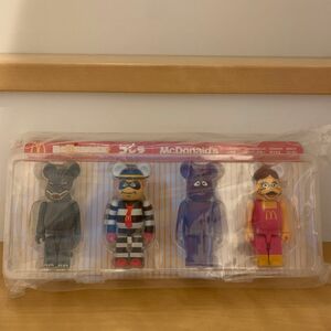 ゴジラVSマクドナルド ベアブリック BE RBRICK