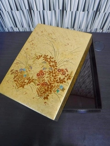 【A0104】 加賀箔工芸 草宴 金箔 工芸品 日本製 箱 未使用品 W23.5×D32×H5.5cm