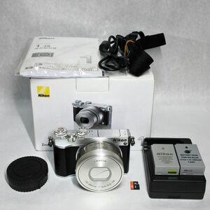 Nikon 1 J5 標準パワーズームレンズキット Silver