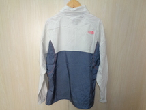 595◆THE NORTH FACE DYNO シリーズ ソフトシェルジャケット◆ザ・ノースフェイス 2XL/100 女性 ライトベージュ/グレー ゆうパケット発送6A_画像3