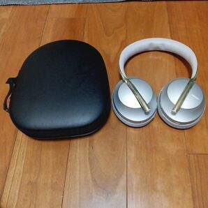 BOSE NOISE CANCELLING 700 LUXE SILVER