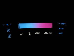 ☆30プリウス　前期 LED打ち替え済みフロントエアコンスイッチASSY 純正品返却不要 スイッチ白/青、ディスプレイ青/ピンク