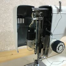 RICCAR リッカー RZ-2600 FREE ARM フリーアーム 家庭用ミシン ミシン 本体 手工芸 手芸 ハンドクラフト 裁縫道具 裁縫 1 カ 6637_画像3