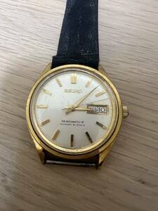 SEIKO SEIKOMATIC‐R 30JEWELS AT　　8306-8000　　セイコー マチック デイデイト 30石 イルカ 自動巻き メンズ 腕時計