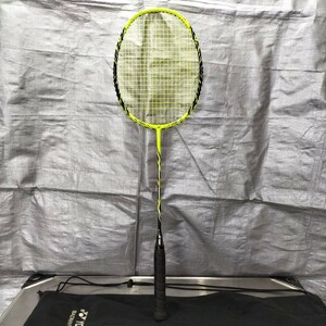 美品 ヨネックス YONEX バドミントンラケット NANORAY Z SPEED 3UG5 ナノレイ Z スピード 2