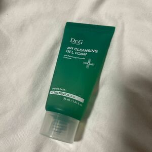 Dr.G pH CLEANSING GEL FOAM クレンジングジェル　30ml