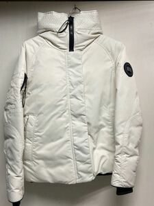 【CANADA GOOSE】 3853WB ダウンジャケット Mサイズ ホワイト 無地 Everleigh Bomber ホワイト ナイロン レディース　2401oki