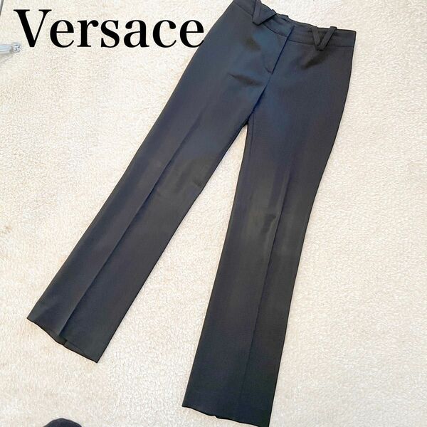 パンツ　ズボン　スラックス　黒　ブラック　レディース　Versace ヴェルサーチ　ストレート　