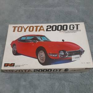 絶版 [ナガノ] 1/20 トヨタ 2000GT 未開封 エンジン再現 フル開閉 モーターライズ 純正ホイール入り 白ボディ 当時箱 TOYOTA