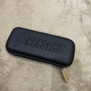 アベンジャーズ　ペンケース　筆箱　ソフトケース