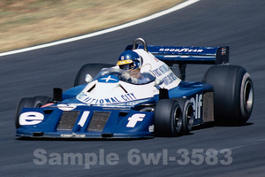 ワイド6切 生写真【6wl-3583】ロニー・ピーターソン #3　６輪車 ティレルP34 / DFV 1977年10月 F1日本グランプリレース