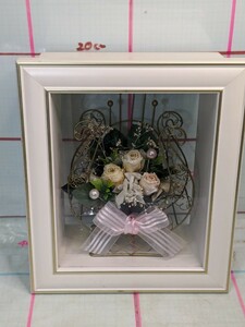  preserved flower harp arrange box frame case white ornament . type 60 size 