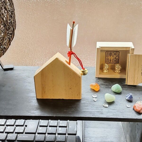 【恋愛成就】京都上賀茂神社の縁結びの矢 意中の相手を射抜く超ミニサイズのお守り