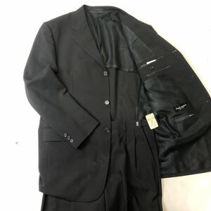 新品【高級礼服★人気のA8】3つボタンシングルスーツ　ブラックフォーマル　2タック　アジャスター付き　ウール93%