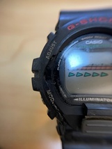 G-SHOCK DW-6600 Gショック CASIO カシオ Shock Resistant デジタル メンズ 腕時計 ジャンク ベゼル割れ 欠け_画像2
