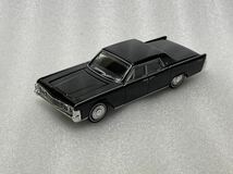 即決 グリーンライト Greenlight 1/64 マトリックス リンカーン Matrix Lincoln Continental 1965 ブラック 中古品 希少 絶版_画像1