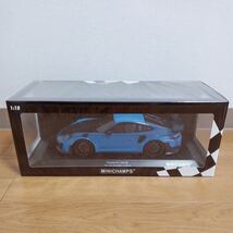 ミニチャンプス 1/18 ポルシェ 911 (911.2) GT2 RS (ブルーブラックホイール)　リミテッドエディション504台_画像5