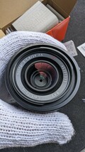 良品　SEL2418Z ソニー　α　レンズ 保証付き　2023年購入　カールツァイス　_画像4