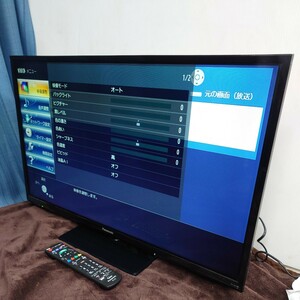 77 Panasonic　パナソニック　液晶カラーテレビ　品番：TH-32F300HT　32V型　初期化済　リモコン付属　中古品　2018年製　液晶テレビ