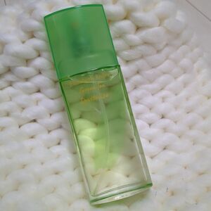 エリザベス・アーデンREVITALIZE 20ml ELIZABETH ARDEN オードトワレ