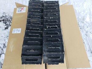 ホンダ除雪機クローラー中古品　HS760から取り外し品　14-60X21