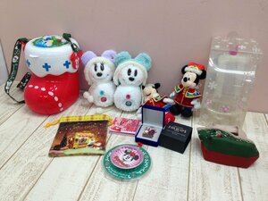 ◇ディズニー 《大量セット》クリスマスグッズ 11点 ぬいぐるみ ぬいぐるみバッジほか 9W2 【80】