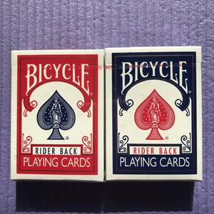 ポーカーサイズ・トランプ【Bicycle】赤・青セット