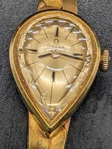 【希少・レア】 K18 オメガ カットガラス 腕時計 手巻き OMEGA 750 ティアドロップ 涙型 稼働OK アンティーク 総重量約29.4g_画像2