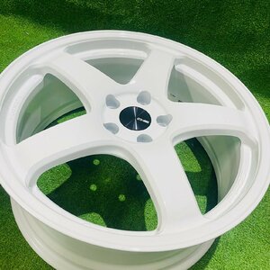 ●【激熱！！未使用品】ENKEI PF05 ホワイトカラー　19×8.0J＋45 114.3/5穴　4本セット CX-5、スカイライン 札幌豊平区発【店頭引取OK】●