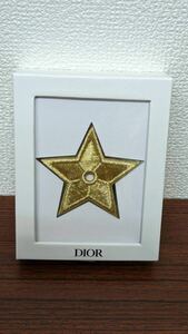 【C】Chiristian Dior クリスチャンディオール ノベルティー ピンバッチ ☆ゴールドスター