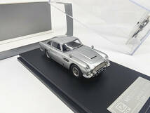 DCM 1/64 アストンマーティン Aston Martin DB5 銀_画像4