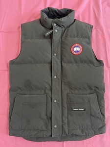 240116★☆美品　正規品　CANADA GOOSE　カナダグーズ　ダウンベスト　M/M　4154M　ブラック　メンズ　アウター　現状品☆★