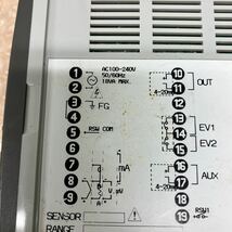YAMATAKE　R30　R305GA000400　温度コントローラ　通電確認のみ　U-649_画像6